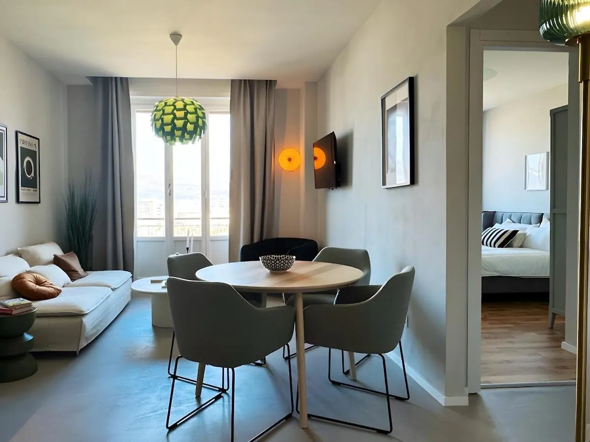피렌체 Modern High Floor With Park View 아파트