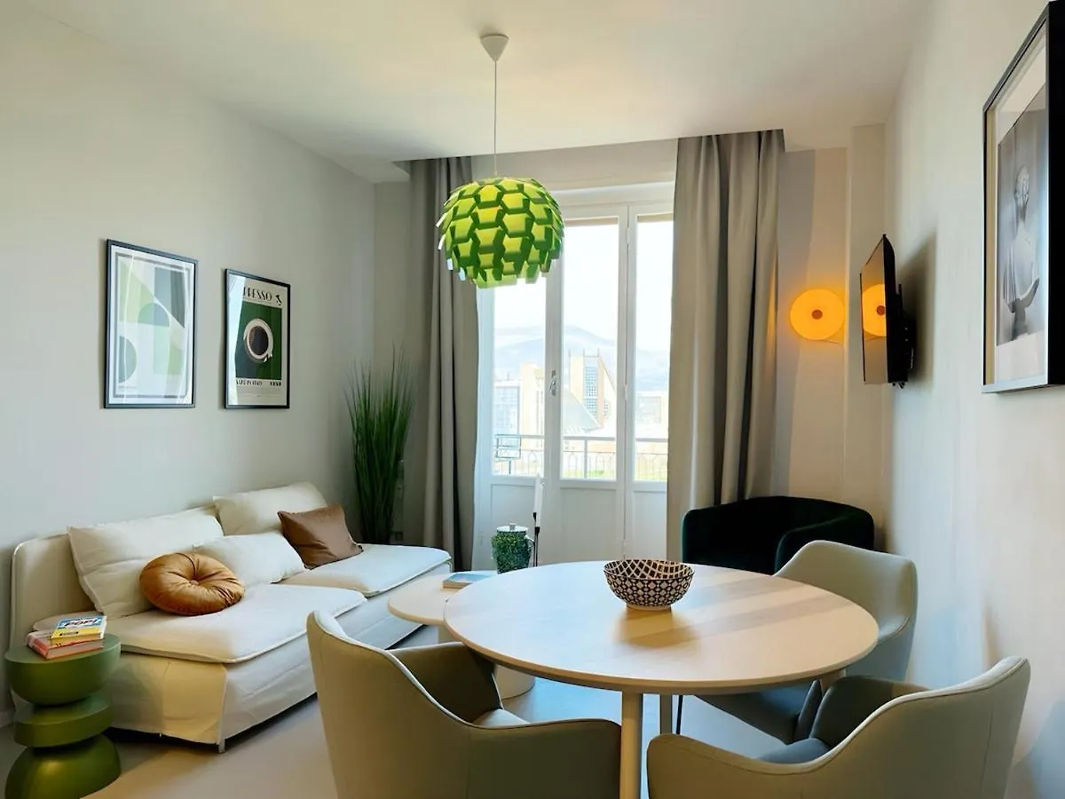 피렌체 Modern High Floor With Park View 아파트